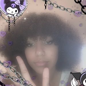 Meet your Posher, Ava